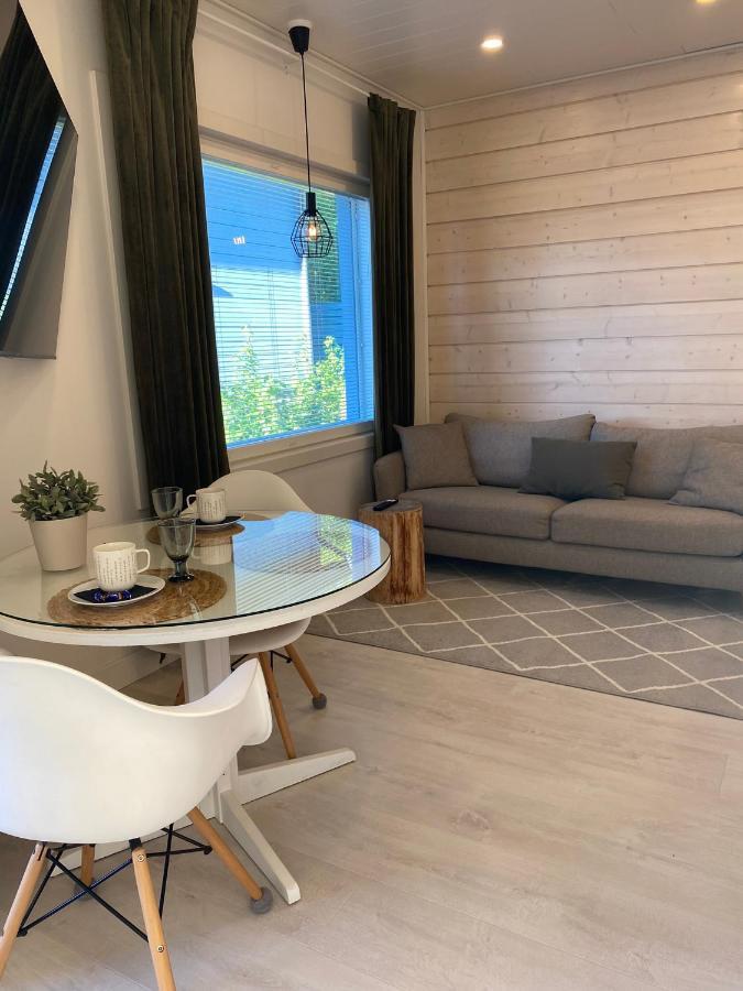 Ihana Asunto - The Nest With Sauna In Vaasaアパートメント エクステリア 写真